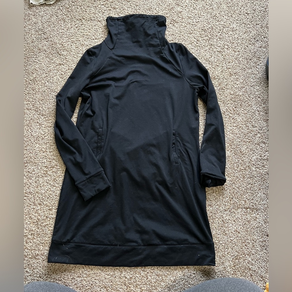 Fabletics tunic